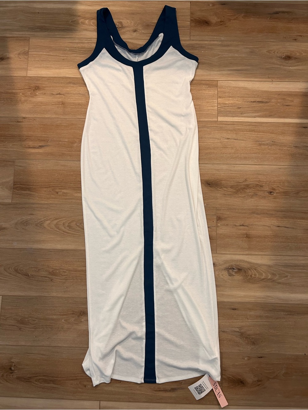 Micas White Colorblock V-neck Ribbed Split Maxi Dress
